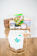 Load image into Gallery viewer, Deluxe Austin Foodie Gift Box
